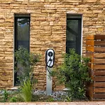 Scalma Villa *